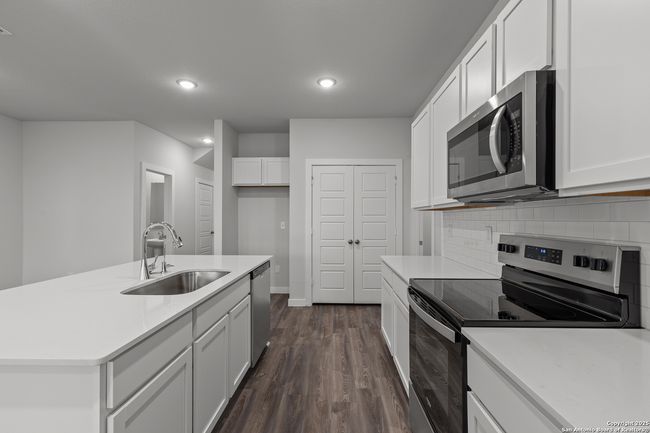 12550 Spice Mdw, House other with 4 bedrooms, 3 bathrooms and null parking in San Antonio TX | Image 7
