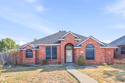 1901 Clifton Dr, Mesquite, TX, 75149-5491 | Card Image