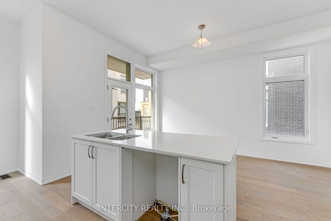 29 Albert Firman Lane, House attached with 3 bedrooms, 4 bathrooms and null parking in Markham ON | Image 15