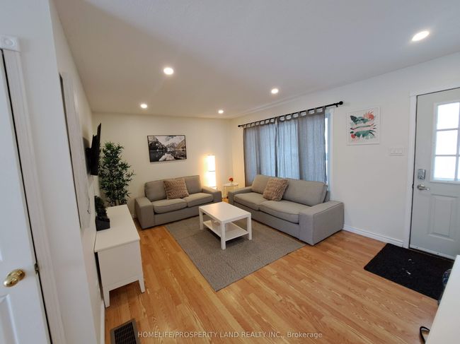 39 Bay St W, House other with 4 bedrooms, 2 bathrooms and 2 parking in Hastings ON | Image 4