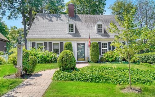 46 Country Club Rd, Melrose, MA, 02176-2902 | Card Image