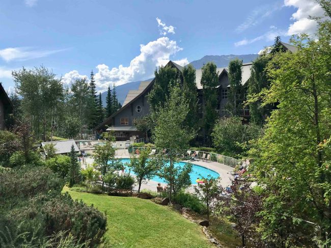 Wk 9 - 4800 Spearhead Drive, Condo with 2 bedrooms, 2 bathrooms and 1 parking in Whistler BC | Image 5