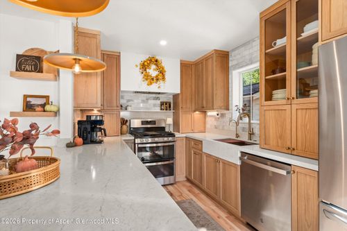 310 W 8th Pl, Carbondale, CO, 81623 | Card Image