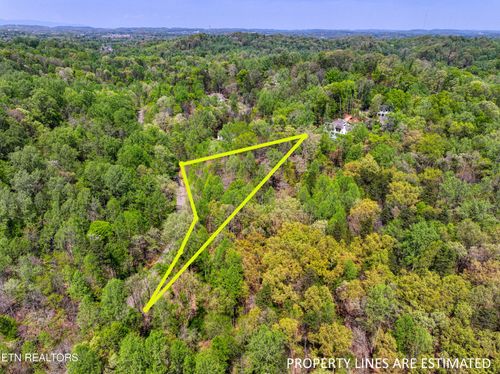 7712 Cherokee Springs Way, Knoxville, TN, 37919-9030 | Card Image