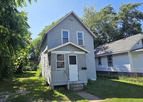 1084 Hurd Ave, Benton Harbor, MI, 49022-4003 | Card Image