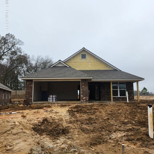 7835 Gardendale Dr, Olive Branch, MS, 38654-9443 | Card Image