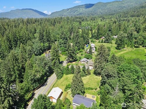 26910 Se 154th Pl, Issaquah, WA, 98027-8345 | Card Image