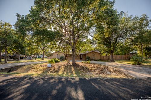 13303 Flying W Trl, Helotes, TX, 78023-4027 | Card Image