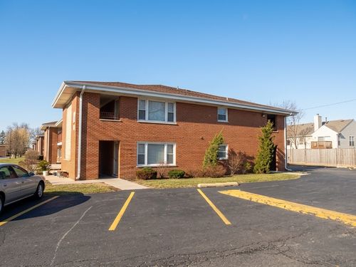 18-1101 E Algonquin Rd, Arlington Heights, IL, 60005-4633 | Card Image