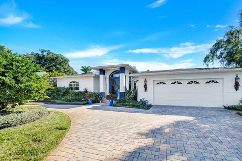 105 Estado Way Ne, ST PETERSBURG, FL, 33704-3619 | Card Image