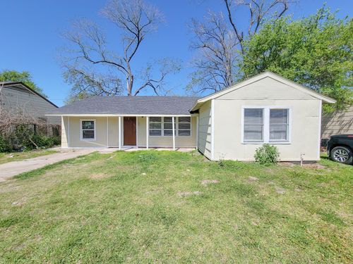 5815 Southseas St, Houston, TX, 77033-1909 | Card Image