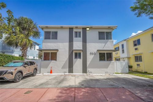 4-965 Bay Dr, Miami Beach, FL, 33141 | Card Image