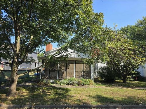 109 S Holbrook St, Fort Scott, KS, 66701-3236 | Card Image