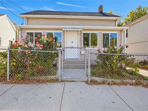 974 Manton Ave, Providence, RI, 02909-5614 | Card Image