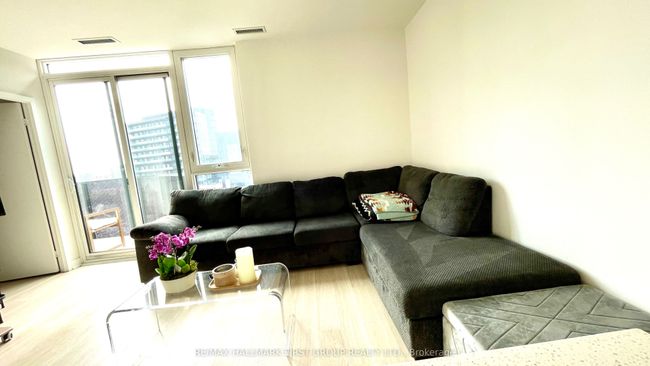 1022 - 30 Tretti Way, Condo with 1 bedrooms, 1 bathrooms and null parking in North York ON | Image 13