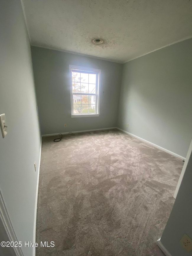 B - 317 Fayetteville Ave, Home with 2 bedrooms, 1 bathrooms and 1 parking in Carolina Beach NC | Image 8
