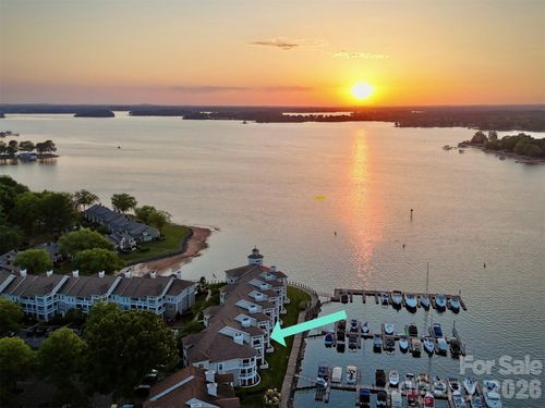 18637 Vineyard Point Ln, Cornelius, NC, 28031-7991 | Card Image