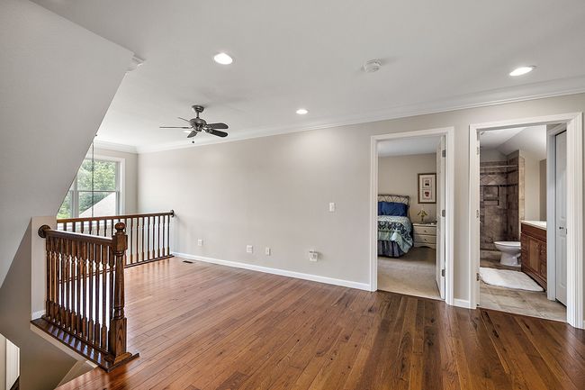 Upper Level Loft | Image 68