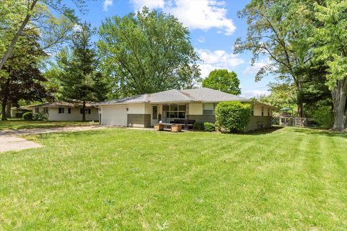 17495 Cleveland Rd, South Bend, IN, 46635-1396 | Card Image