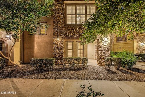 2450 E Roma Ave, Phoenix, AZ, 85016-4973 | Card Image