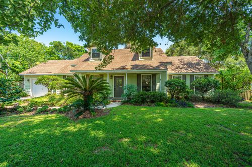 1136 Two Rivers Ct, Mount Pleasant, SC, 29464-4235 | Card Image