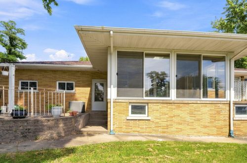 610 Climer Street, Muscatine, IA, 52761 | Card Image
