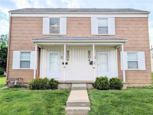 9504 Harrison St, Kansas City, MO, 64131-3034 | Card Image