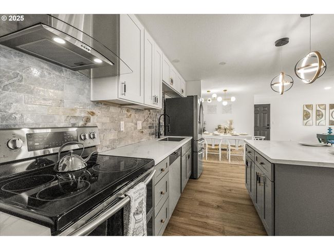 50 Nw 180 Th Ave, House other with 4 bedrooms, 2 bathrooms and 1 parking in Beaverton OR | Image 12