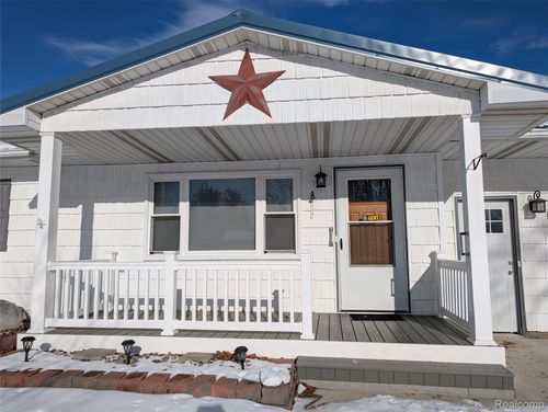 947 Beech St, Bad Axe, MI, 48413-9312 | Card Image