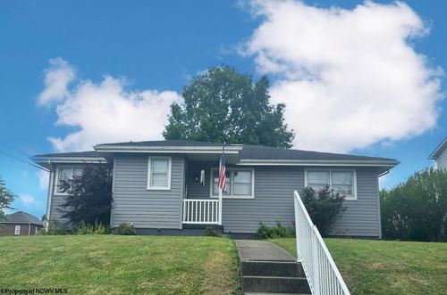 515 Ohio Ave, Fairmont, WV, 26554-4154 | Card Image