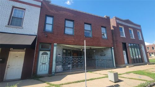 7617 Ivory Ave, Saint Louis, MO, 63111-3347 | Card Image