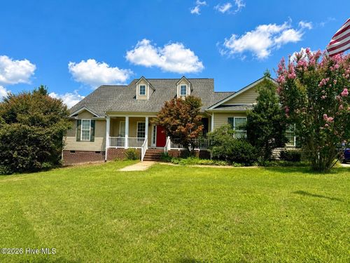 615 Summit St, Carthage, NC, 28327-4002 | Card Image