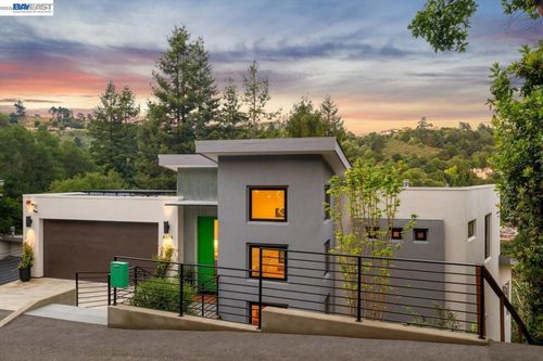 6874 Buckingham Blvd, Berkeley, CA, 94705-1709 | Card Image