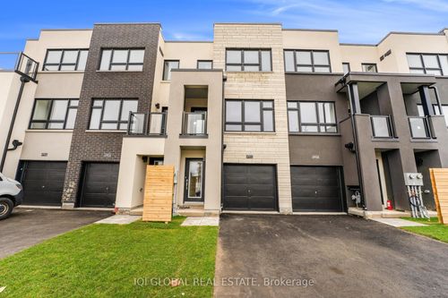 4902 Valera Rd, Burlington, ON, L7M2A9 | Card Image