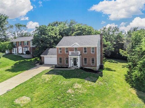 145 White Tree Ln, Ballwin, MO, 63011-0804 | Card Image