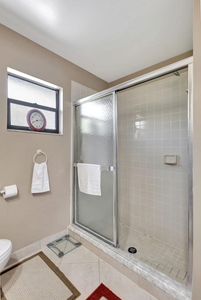 5855 Se Mitzi Ln, House other with 2 bedrooms, 2 bathrooms and null parking in Stuart FL | Image 21