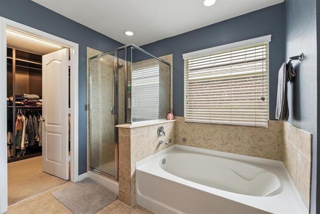 8206 Caldera Ln, House other with 5 bedrooms, 4 bathrooms and 2 parking in Cypress TX | Image 11