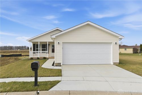 30-411 Kalynn Cir, Fairborn, OH, 45324-7573 | Card Image