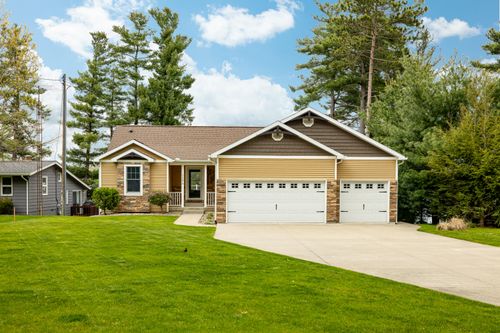 11274 Oakwood Dr, Jerome, MI, 49249-9800 | Card Image