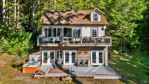 40401 Little River Airport Rd, Little River, CA, 95456-9641 | Card Image