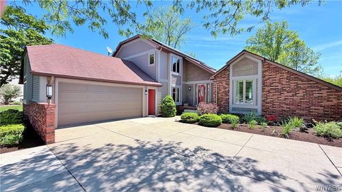 768 Michelle Court, Lewiston, NY, 14092 | Card Image