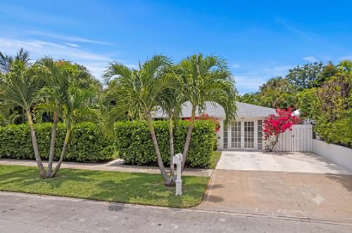 233 Maryland Dr, Lake Worth Beach, FL, 33460-6217 | Card Image
