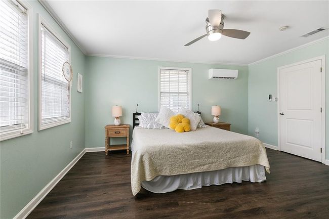 Primary bedroom | Image 10