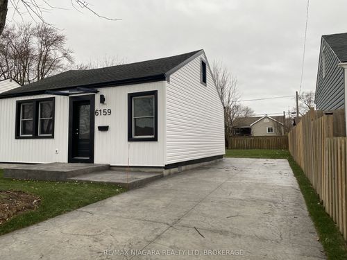 6159 Cadham St, Niagara Falls, ON, L2G3A3 | Card Image