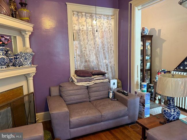 1121 8 Th St Ne, Townhouse with 4 bedrooms, 3 bathrooms and null parking in WASHINGTON DC | Image 4