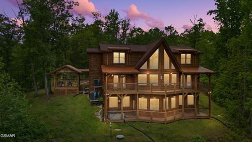 2631 Sawmill Branch Dr, Sevierville, TN, 37862 | Card Image
