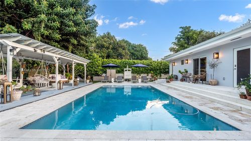 1015 Ne 119th St, Biscayne Park, FL, 33161-6445 | Card Image