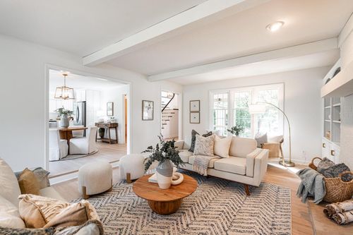 10734 N Magnolia Drive, Mequon, WI, 53092 | Card Image