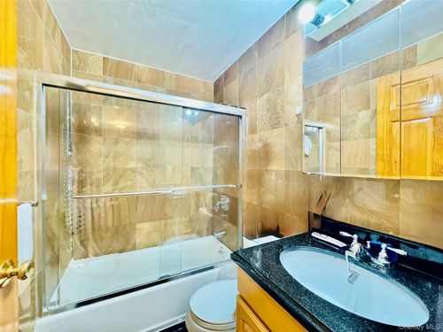 apt-2a-37 107th St, Corona, NY, 11368-3587 | Card Image