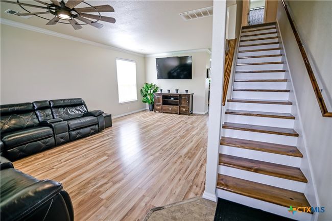 201 Boulder Ridge Dr, House other with 5 bedrooms, 3 bathrooms and null parking in Cuero TX | Image 5